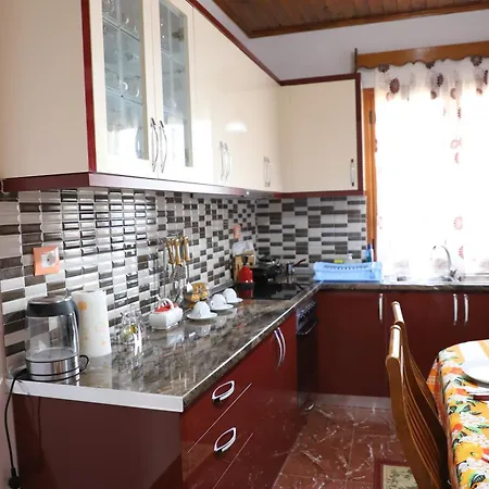 Rexho Villa *