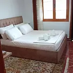 Rexho * Berat