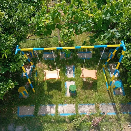 Rexho Villa *